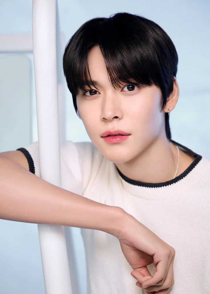 RIIZE Kpop Boy Group Members & Facts 3 Eunseok RIIZE