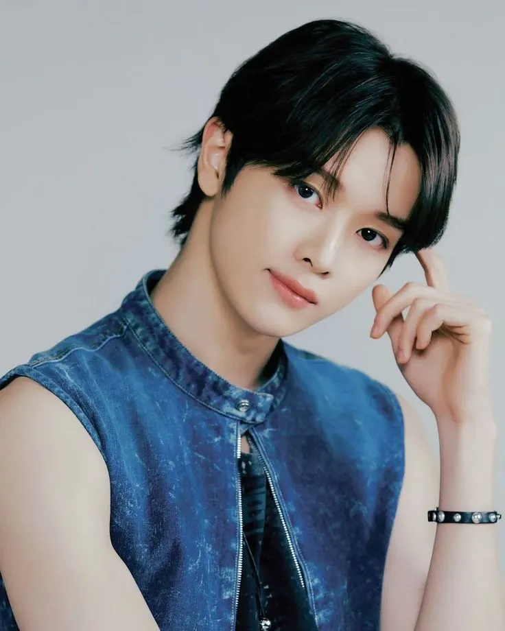 RIIZE Kpop Boy Group Members & Facts 4 Sungchan RIIZE