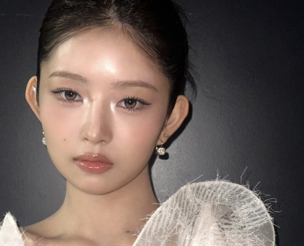 IVE’s Rei Amazes Fans with Graceful Makeover After Shedding Bangs 1 Rei IVE