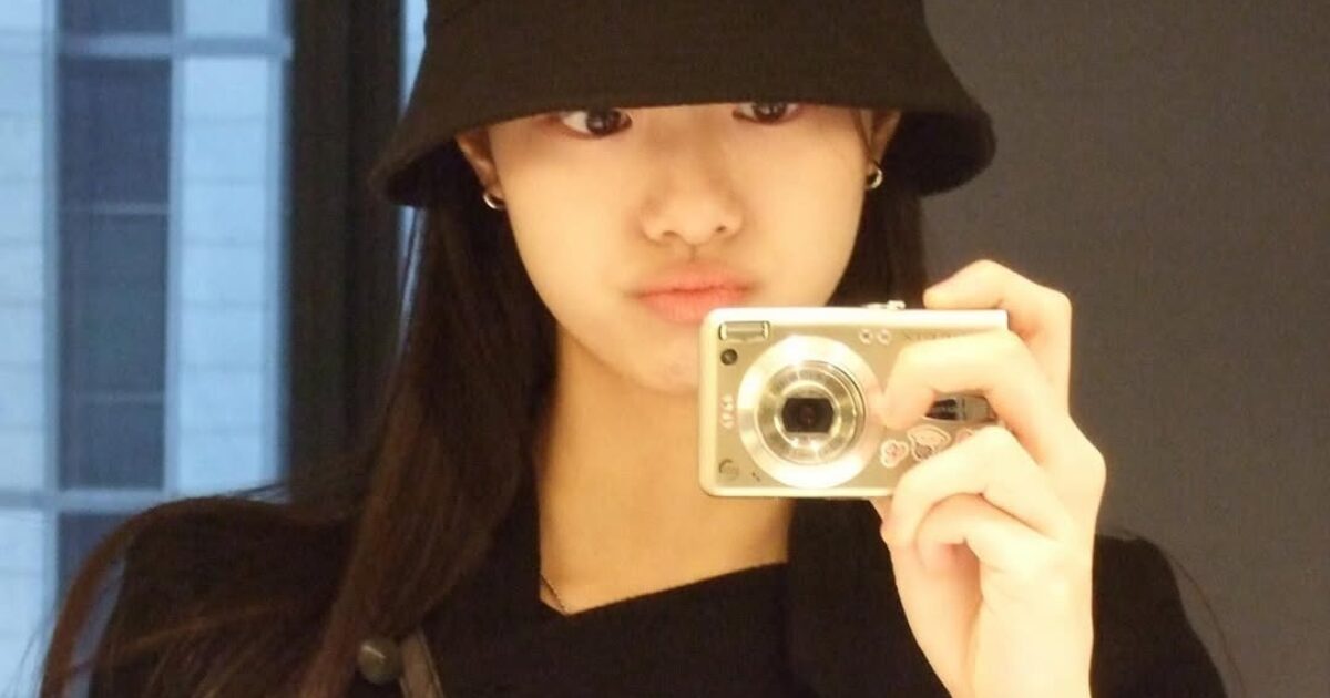 Well-Known Entertainment Firm Addresses Rumors Regarding Signing Former LE SSserafim Member Kim Garam 1 Popular Entertainment Company Responds To Speculations About Signing Former LE SSERAFIM's Kim Garam