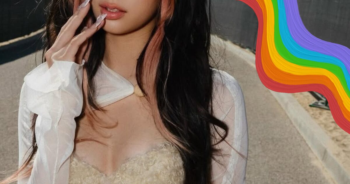 Well-Known Female Idol Announces Bisexuality Live, Receiving Widespread Support 1 Popular Female Idol Comes Out As Bisexual During Live — Sparking Major Support