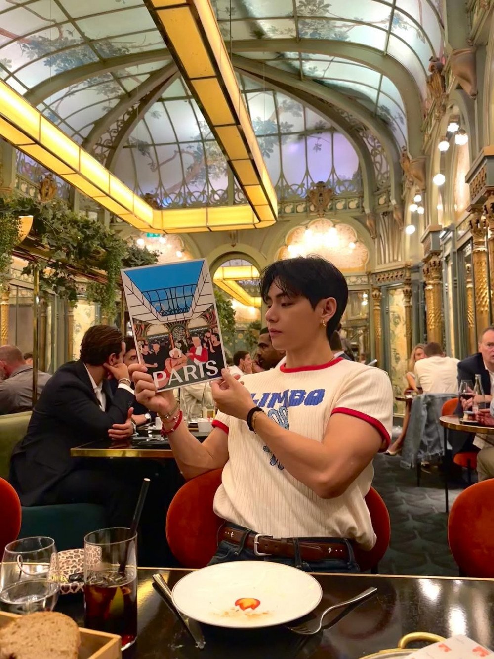 BTS's V (Kim Taehyung) Concludes Paris Visit with Stunning Photo Collection 3 Taehyung Beefbar