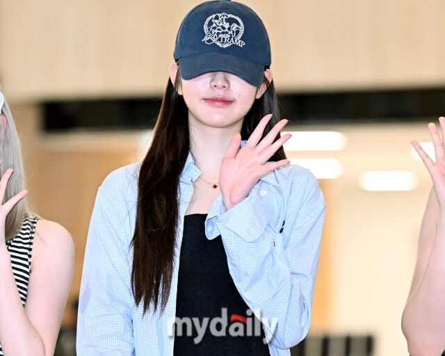 Wonyoung at Gimpo Airport