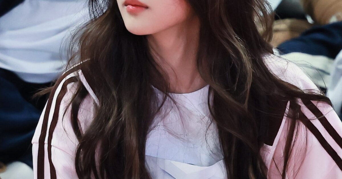 5th Generation Idol Captivates With Stunning Appearance at "2025 ISAC" 1 5th Gen Idol Turns Heads With Gorgeous Visuals At "2025 ISAC"