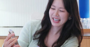 Fellow Celebrities Have The Most Unfiltered Reactions To Son Ye Jin Showing Off Her Son's "Visual"