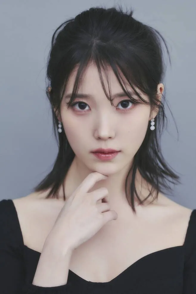 IU