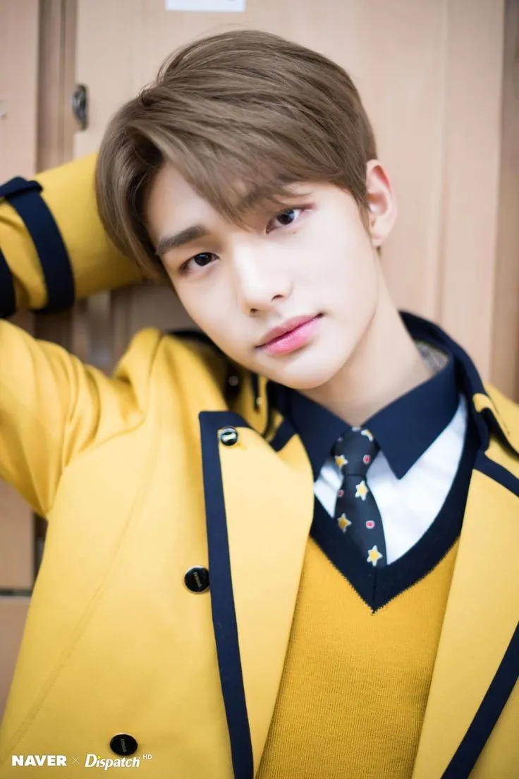 Hyunjin Debut