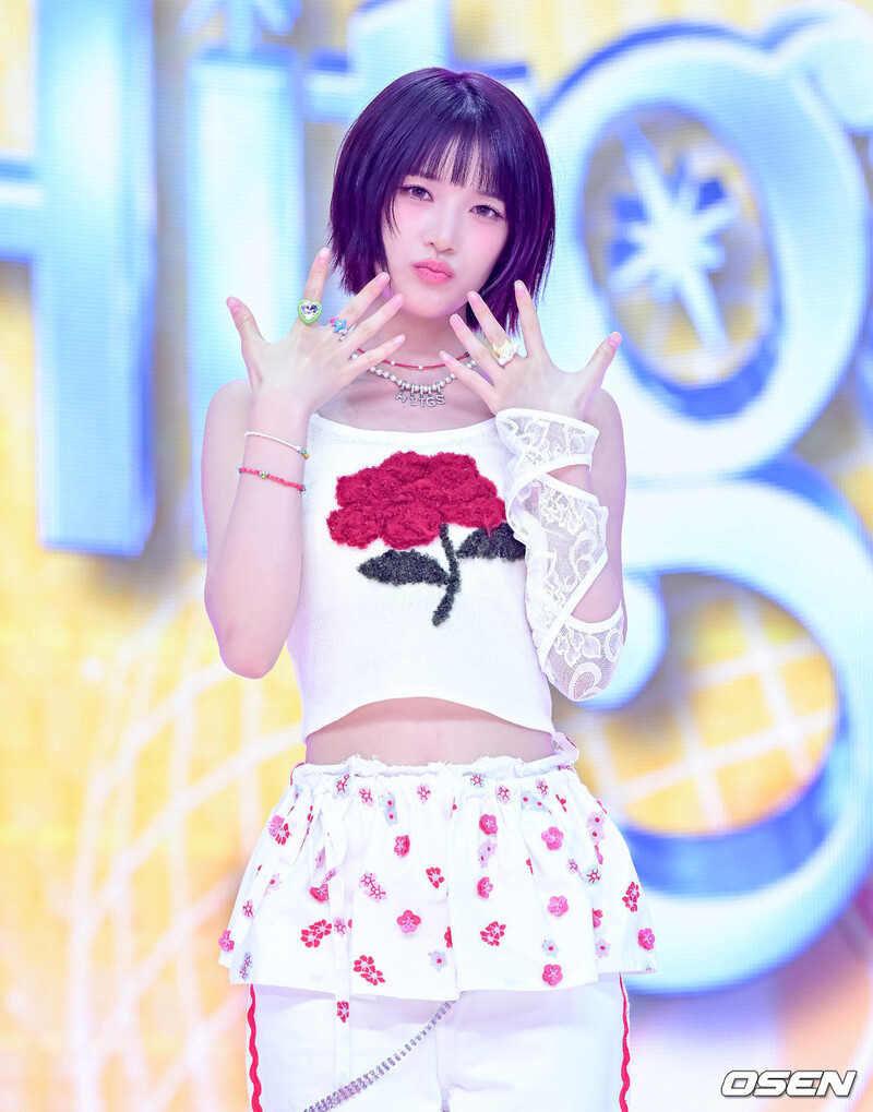 14-Year-Old Love Interest in K-Pop Music Video with Adult Provokes Outrage 4 250428-HITGS-VV-Things-we-love-H-Album-Debut-Showcase-and-Press-Conference-documents-5