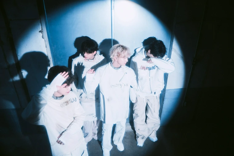 ENHYPEN Plans to Escape From a Research Lab in the Latest Teasers for 'DESIRE: UNLEASH' 4 ENHYPEN Plans to Escape From a Research Lab in the Latest Teasers for 'DESIRE: UNLEASH'