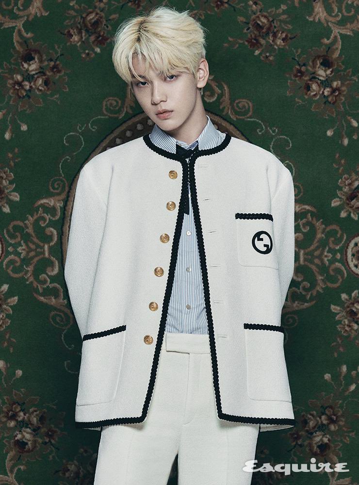 4th Gen Idol's Striking Looks at Recent Event Captivate Even Straight Men 3 230124-txt-for-esquire-korea-february-2023-issue-interview-v0-mpobvreurvda1