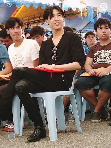 The Sole 4th Generation Boy Group Member Who Finished Military Service Before Debut 5 The Sole 4th Generation Boy Group Member Who Finished Military Service Before Debut