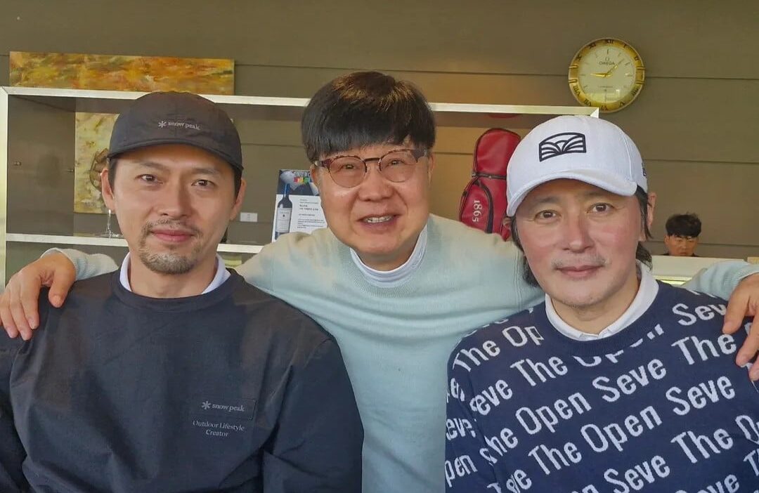 Lim Back Cheon shares recent photo with Hyun Bin and Jang Dong Gun