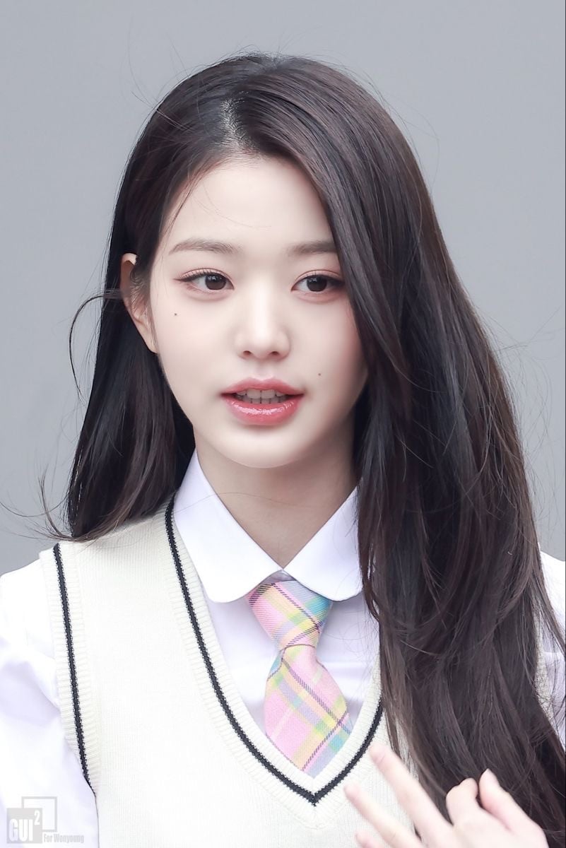 Wonyoung Light Makeup 2
