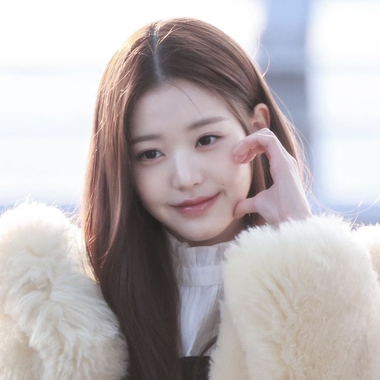 Wonyoung Light Makeup 11