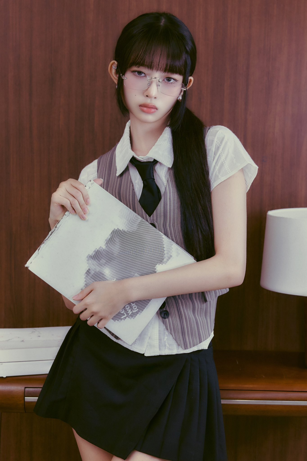 IVE Teaser Image 4