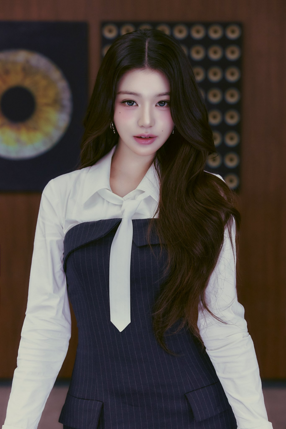 IVE Teaser Image 5