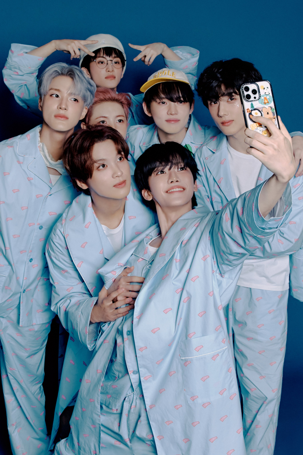 NCT Dream Unveils Supernatural Abilities in New Music Video Teaser for "BTTF" from 'Go Back to the Future' 4 NCT Dream Unveils Supernatural Abilities in New Music Video Teaser for "BTTF" from 'Go Back to the Future'