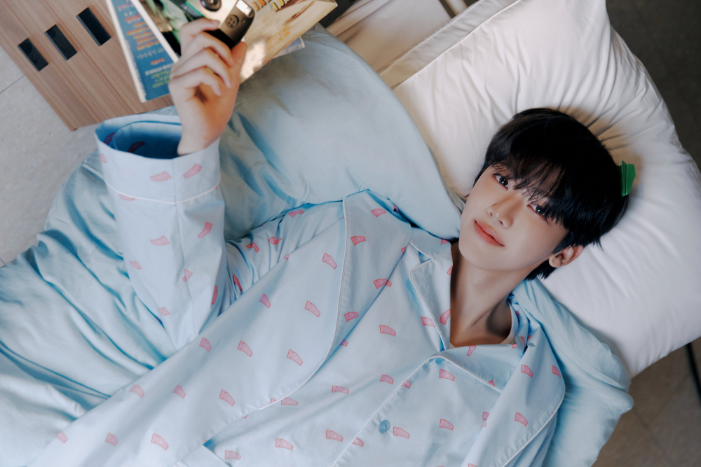 NCT Dream Unveils Supernatural Abilities in New Music Video Teaser for "BTTF" from 'Go Back to the Future' 23 NCT Dream Unveils Supernatural Abilities in New Music Video Teaser for "BTTF" from 'Go Back to the Future'