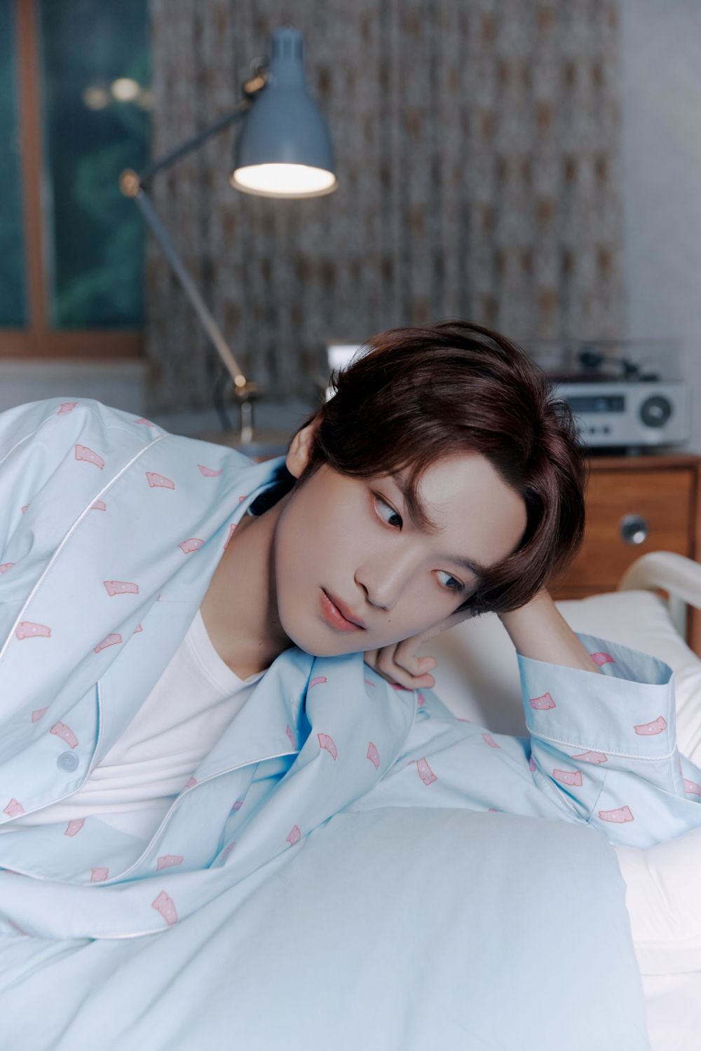 NCT Dream Unveils Supernatural Abilities in New Music Video Teaser for "BTTF" from 'Go Back to the Future' 20 NCT Dream Unveils Supernatural Abilities in New Music Video Teaser for "BTTF" from 'Go Back to the Future'