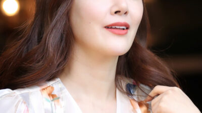 50-Year-Old Actress Reveals Unusual Secret To Having Gorgeous Skin