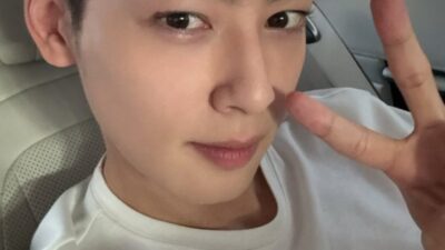 ASTRO's Cha Eunwoo Makes "Ridiculous" Request Pre-Military Enlistment