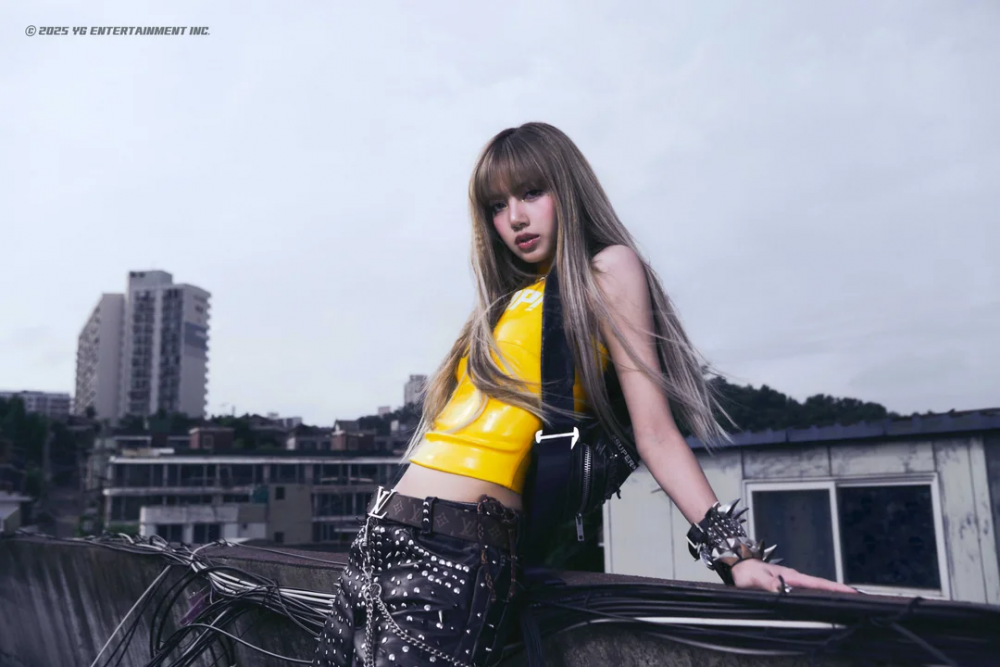 BLACKPINK Unveils Captivating Concept Images for Upcoming Single 'JUMP' 2 BLACKPINK Unveils Captivating Concept Images for Upcoming Single 'JUMP'
