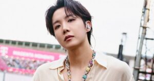 BTS's J-Hope Suffers Wardrobe Malfunction At Lollapalooza Berlin, Handles It Like a Pro