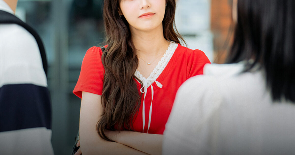 Popular Idol Confesses Being Hit On By Strangers Before Debut
