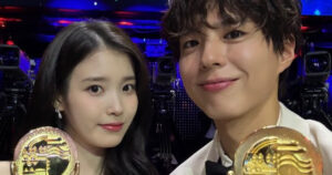 IU And Park Bo Gum Share The Cutest Moment At The "4th Blue Dragon Series Awards"