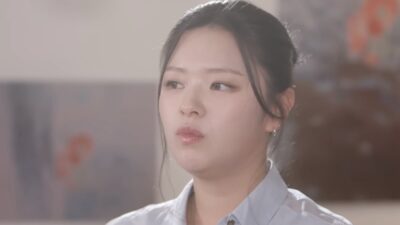 Jeongyeon giving back alongside fans