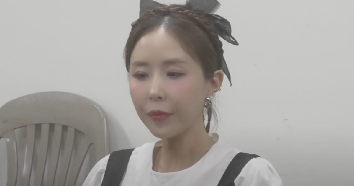 KOYOTE's Shinji Sits Down With Members, Says She Isn't Getting Married In A While