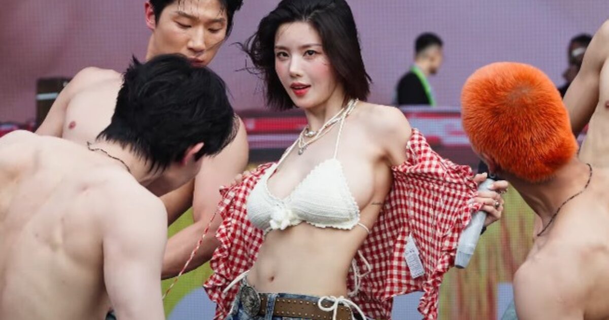 Kwon Eunbi Pulls Out Of Upcoming "Waterbomb" Lineup