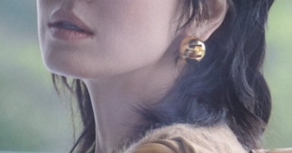 Top Actress Pulls Off "Handsome" Hair Transformation, Leaves Fans Stunned