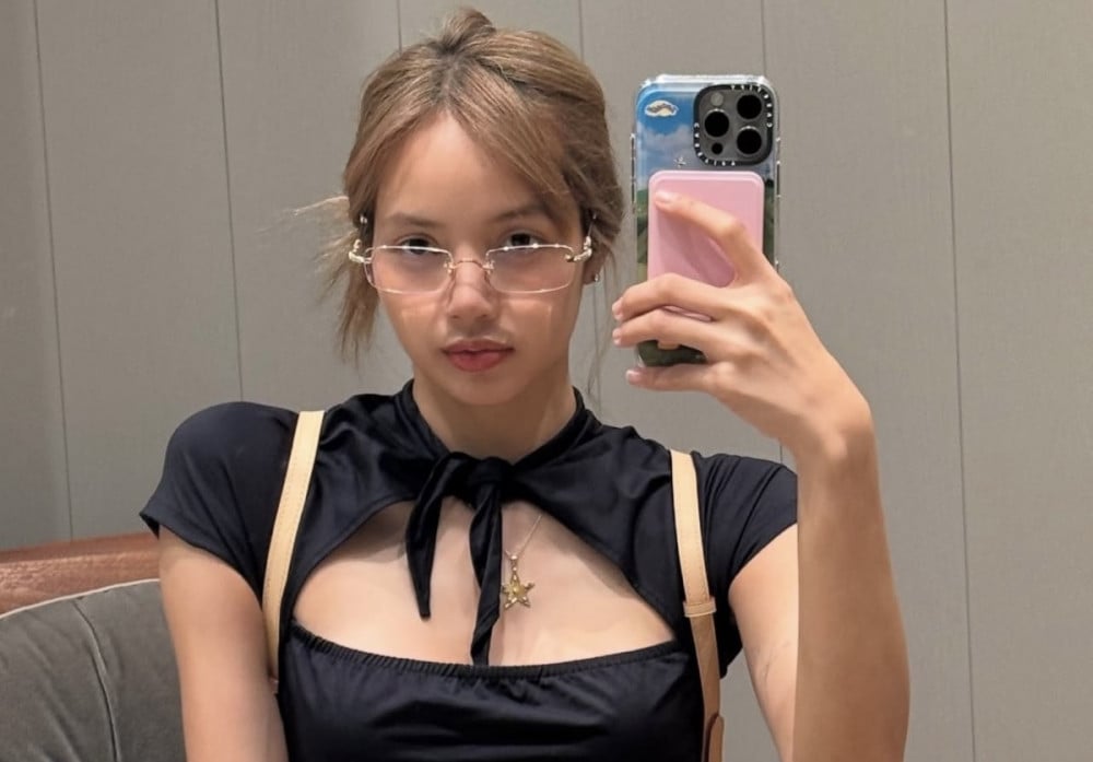 Lisa in Japan