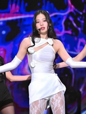 Nayeon's stage outfit