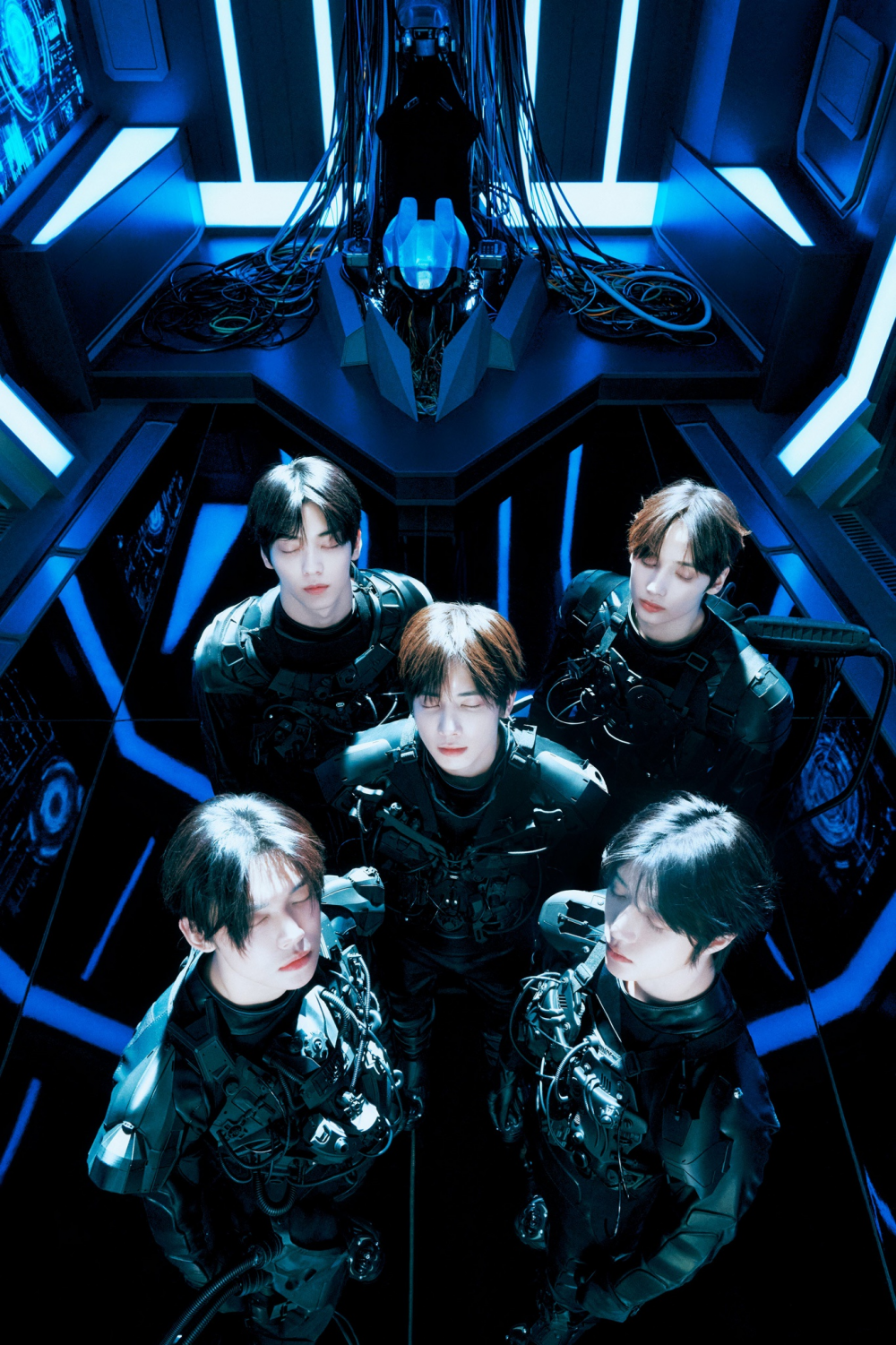 TXT Reveals Sci-Fi Theme in New Teasers for 'The Star Chapter: TOGETHER' 2 TXT Reveals Sci-Fi Theme in New Teasers for 'The Star Chapter: TOGETHER'