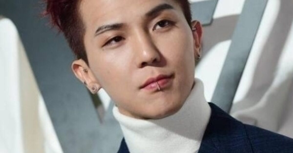 WINNER's Mino Injured In Car Accident