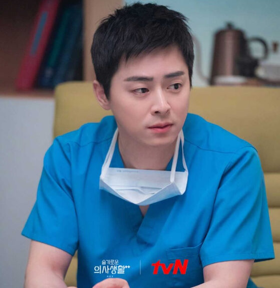 Actor Jo Jung Suk as Dr. Lee Ik Jun in “Hospital Playlist.” | *tvN*