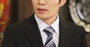 Popular Korean Actor Found Dead In Car