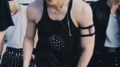 Stray Kids Outfits