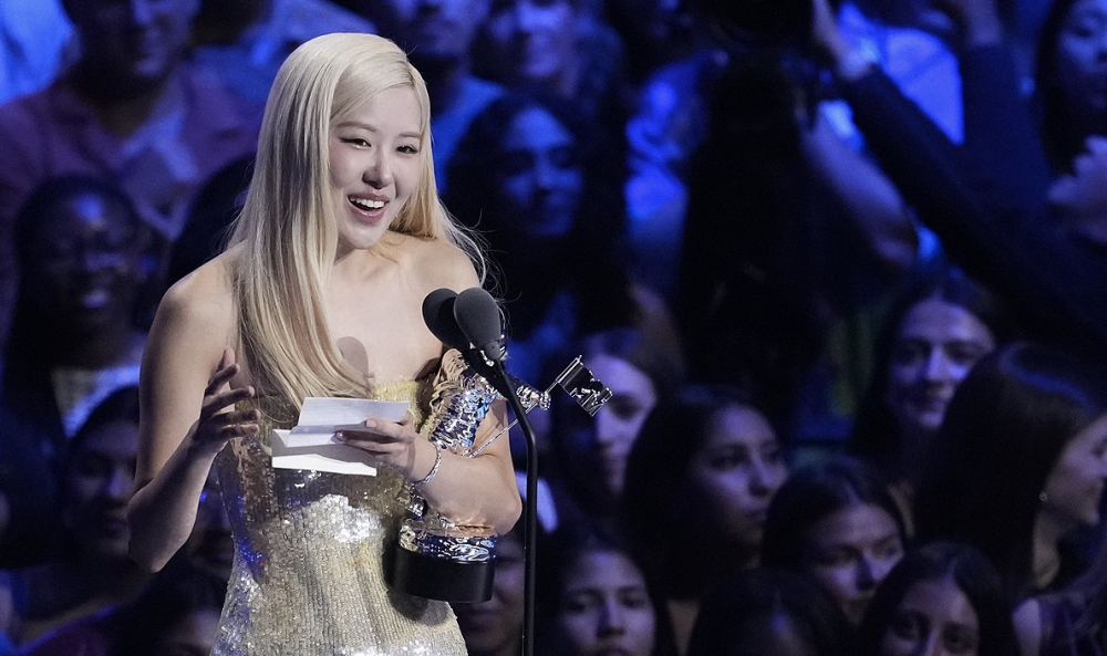 Rosé on stage